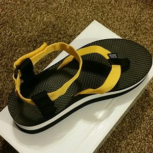 Womens sandals TEVA